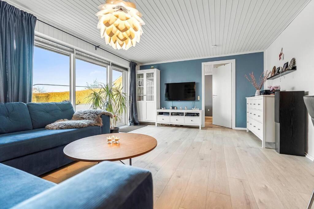 Nice And Cozy Family House At Billund Center Kültér fotó